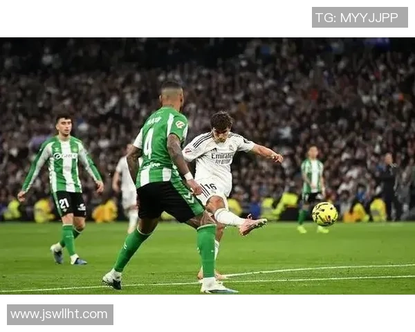 中超精彩对决拜仁狂胜皇马五球帽子戏法引爆全场